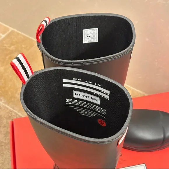 NIB Hunter Play Tall Rain Boots