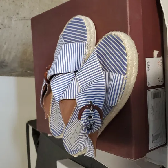 NIB Tabitha Simmons Richie sandals