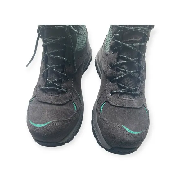 NIB Worx work boots with Aluminum toe