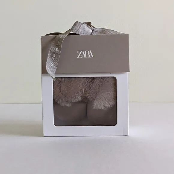 NIB Zara Mini Leather Boots Sz2.5/3 Beige Off White Fur Hook &amp; Loop Booties