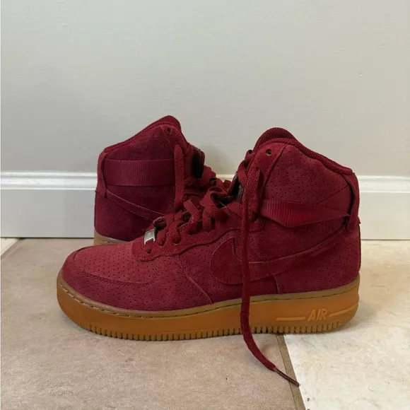 Nike AF1 Maroon High-Top Suede Sneakers