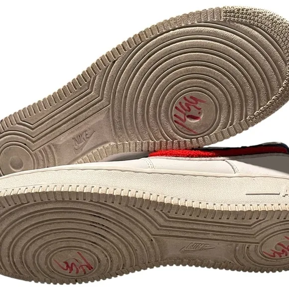 Nike Air Force 1 '07 LV8 Chenille Swoosh Red White Men Shoes 823511-106 Size 11