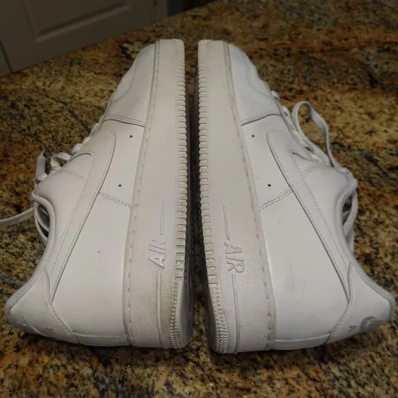 Nike Air Force 1 '07 Mens Size 13 White Athletic Shoes Sneakers CW2288-111