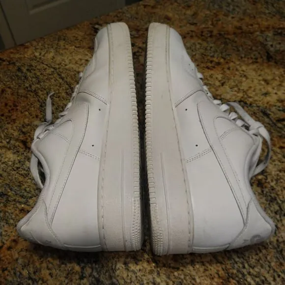 Nike Air Force 1 '07 Mens Size 13 White Athletic Shoes Sneakers CW2288-111