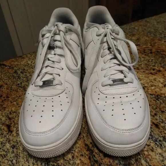 Nike Air Force 1 '07 Mens Size 13 White Athletic Shoes Sneakers CW2288-111