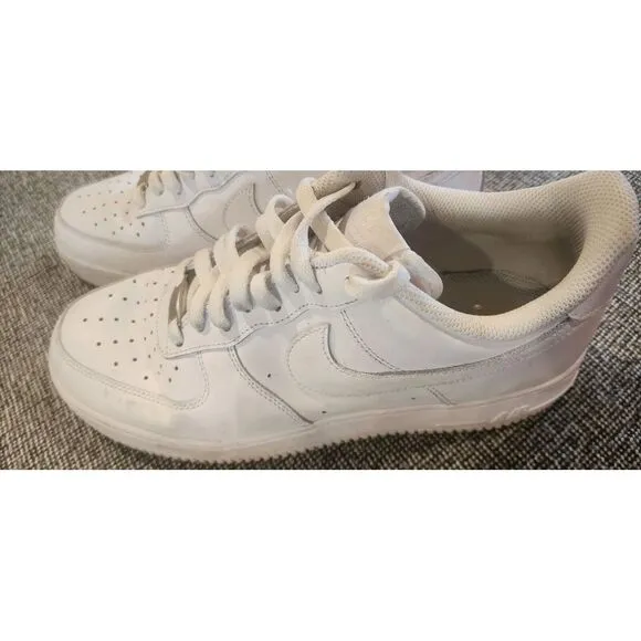 Nike Air Force 1 Low Triple White Athletic Shoes CW2288-111 Mens Size 8.5