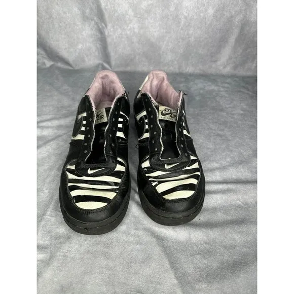 Nike air force 1 zebra low shoes size 8.5