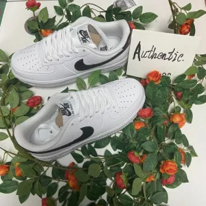 Nike Air Force No. 1 black and white athletic shoes