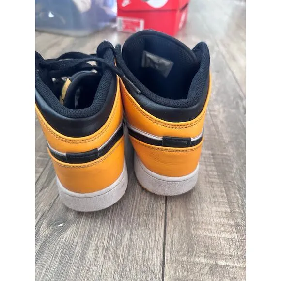 Nike Air Jordan 1 Mid Taxi Boys Yellow Black Athletic Sneaker Shoes Size 5.5Y
