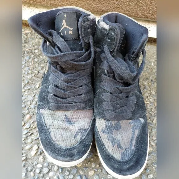 Nike Air Jordan 1 Retro High Heiress Camo Kids Athletic shoes Sneakers Size 5Y