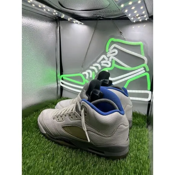 Nike Air Jordan 5 Retro White/Blue Athletic Shoes Sneakers 440888-140 Size 6.5Y