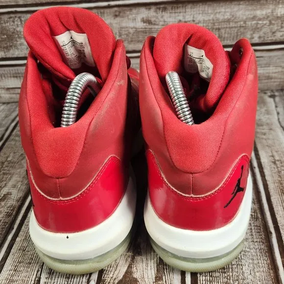 NIKE AIR JORDAN MAX AURA Youth 6 6Y Red Basketball Shoes Sneakers CQ9544-600