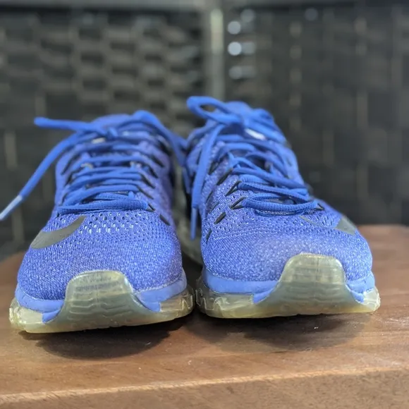 Nike Air Max 2016 Blue/blk Athletic Shoes Excel. Used condition size 10 women’s