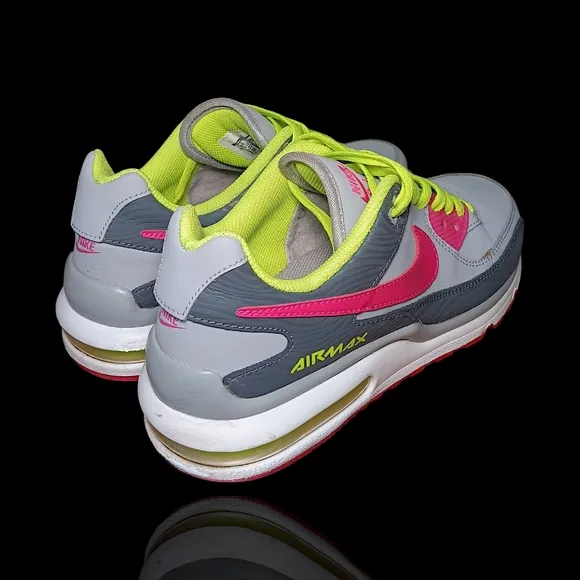 Nike Air Max 443369-063 Gray Casual Shoes Sneakers Youth / Men's 6 - Women's 7.5