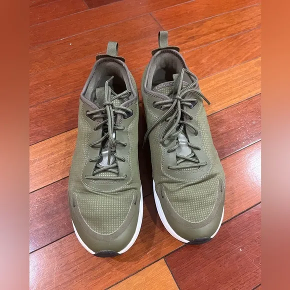 Nike Air Max Dia Trainer Medium Olive Green Color-Size 8
