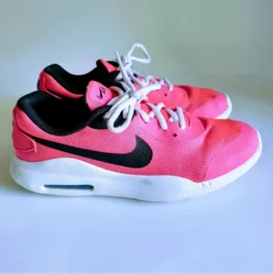 Nike Air Max Oketo Pink Blast Girls Big Kid. Size 5