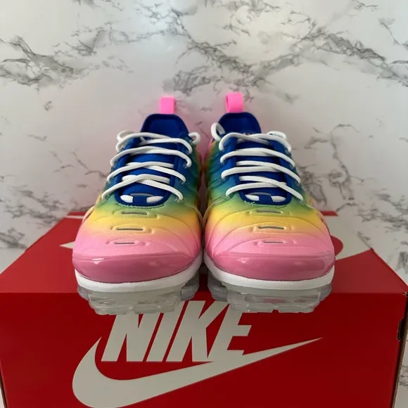 Nike Air Vapormax Plus Bubblegum Pink Athletic Shoes FJ4550-606 Women's Size 7.5