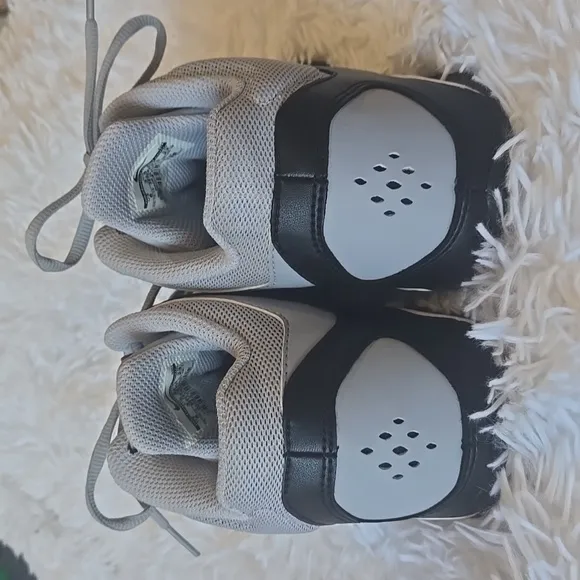 Nike AIR VISI PRO 4 Shoes