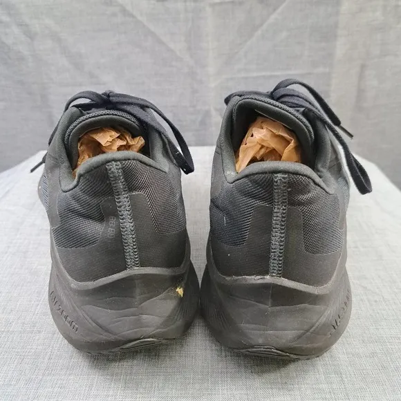 Nike Air Zoom Winflo 7 Mens Size 14 Black Athletic Shoes Sneakers CJ0291-001