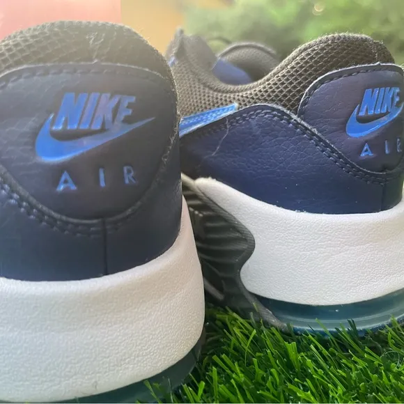 NIKE AIRMAX NAVY BLACK 7Y GUC