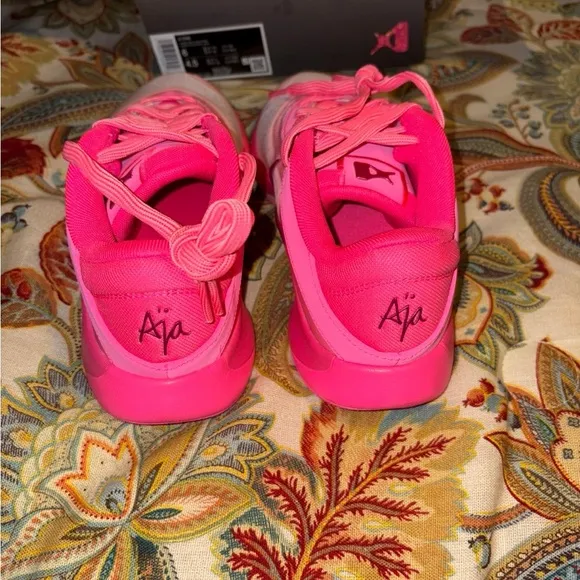 Nike A’ja One Pink Aura Athletic Shoes Size 6 NIB