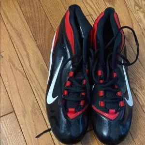 Nike Black and Red Athletic Shoes
