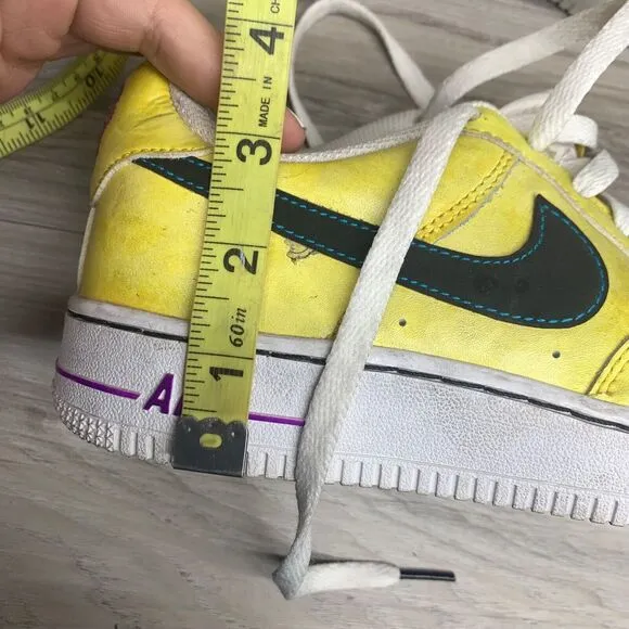 Nike Boys Air Force 1 Low Peace DC7299-700 Yellow Casual Shoes Sneakers Size 5 Y