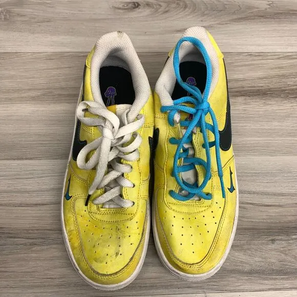Nike Boys Air Force 1 Low Peace DC7299-700 Yellow Casual Shoes Sneakers Size 5 Y