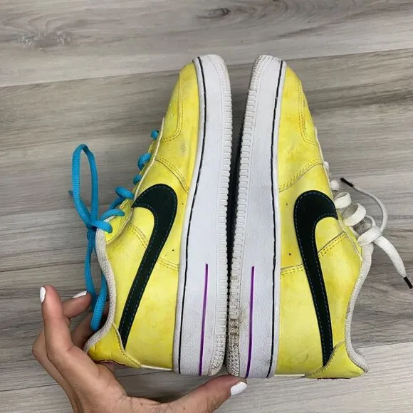 Nike Boys Air Force 1 Low Peace DC7299-700 Yellow Casual Shoes Sneakers Size 5 Y