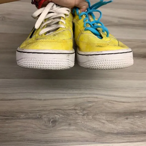 Nike Boys Air Force 1 Low Peace DC7299-700 Yellow Casual Shoes Sneakers Size 5 Y