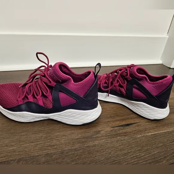 Nike Boys Jordan Formula 23 GS 881470-607 True Berry Athletic Shoes Size 7Y