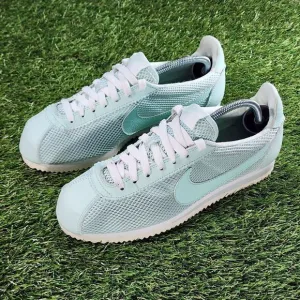 NIKE CORTEZ - Womens Shoes - SIZE 8