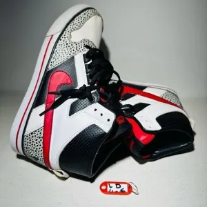Nike Delta Force High Men's Size 11 US Athletic Shoes White Black Red 370424-161