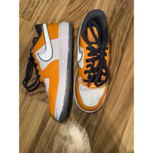 Nike Force 1 Low SE Little‎ Boys Size 13C 13 Athletic Tennis Shoes Sneakers
