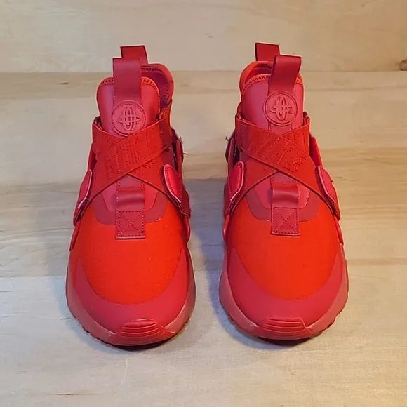 Nike Huarache City Red Athletic Shoes