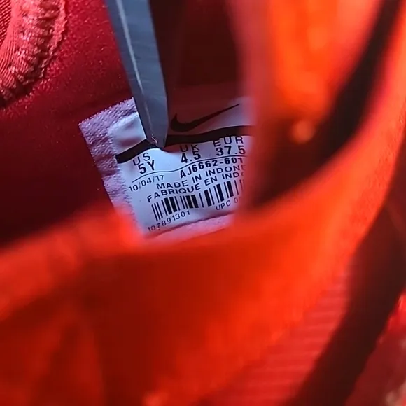 Nike Huarache City Red Athletic Shoes