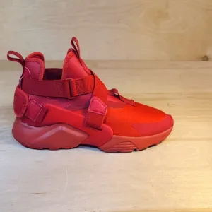 Nike Huarache City Red Athletic Shoes