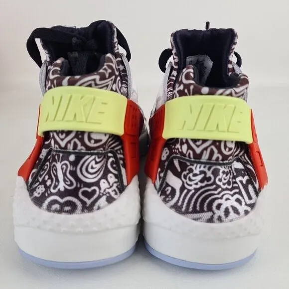 Nike Huarache Run SE GS Athletic Shoes Sneaker White SIZE 5.5 Y = 7 Wmn