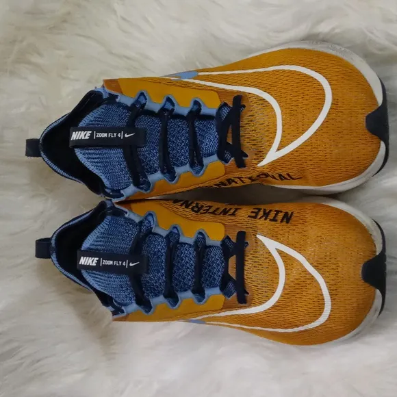 NIKE INTERNATIONAL ZOOM FLY 4 FLYKNIT ATHLETIC SHOES