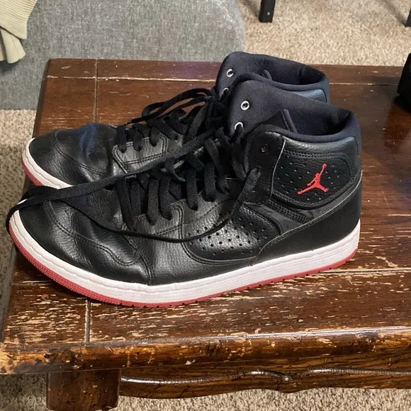 Nike Jumpman shoes size 11 US