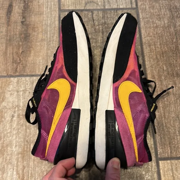 Nike Kids Fuchsia Waffle One‎ Athletic Shoes