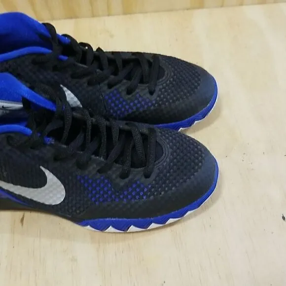 Nike Kyrie 1 Brotherhood Blue &amp; Black Athletic Shoes Wmn's sz 7 ( EU 37.5 )