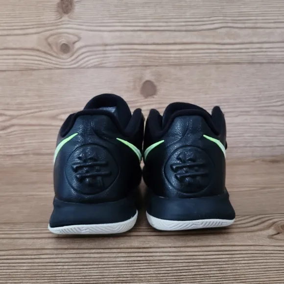 Nike Kyrie Flytrap IIl Sneakers