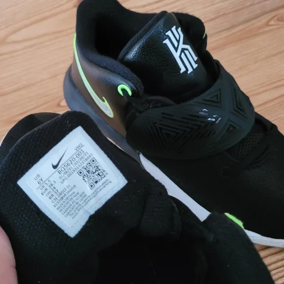 Nike Kyrie Flytrap IIl Sneakers