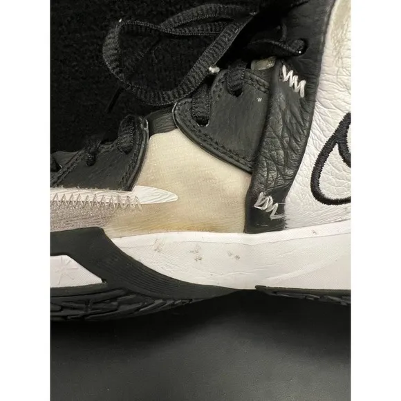 Nike Kyrie Infiniti‎ Size 8.5