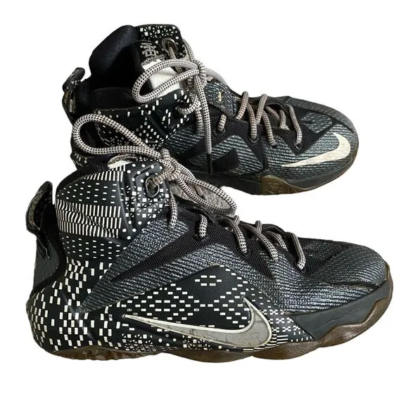 Nike LeBron 12 Black History Month 2015 Athletic Shoes Kids 4Y EU 36