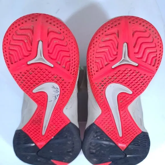 Nike LeBron Soldier 6 Bamboo Crimson Basketball Shoes Athletic Sneakers Sz 8.5