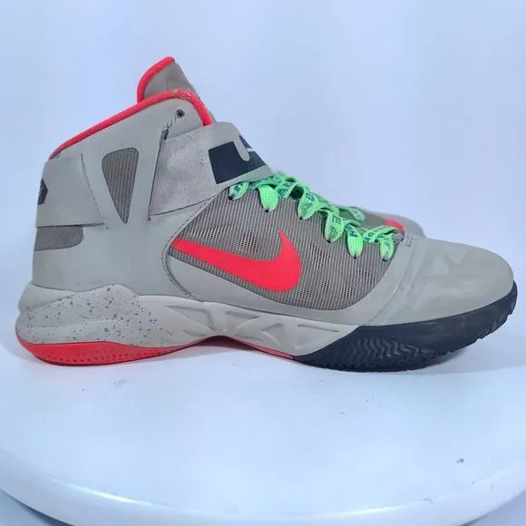 Nike LeBron Soldier 6 Bamboo Crimson Basketball Shoes Athletic Sneakers Sz 8.5