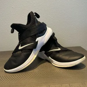 Nike LeBron Soldier S-12/2226 Athletic Sneakers.  Size 11.5