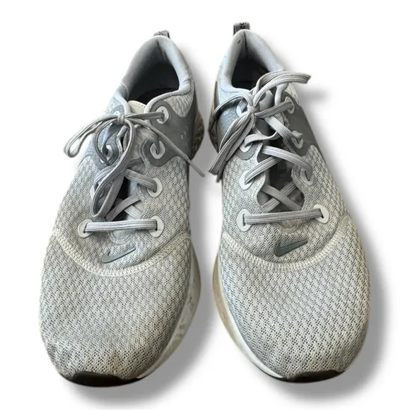 Nike Legend React Mens Athletic Shoes AA1625-003 Low Top Grey Men’s Size 13